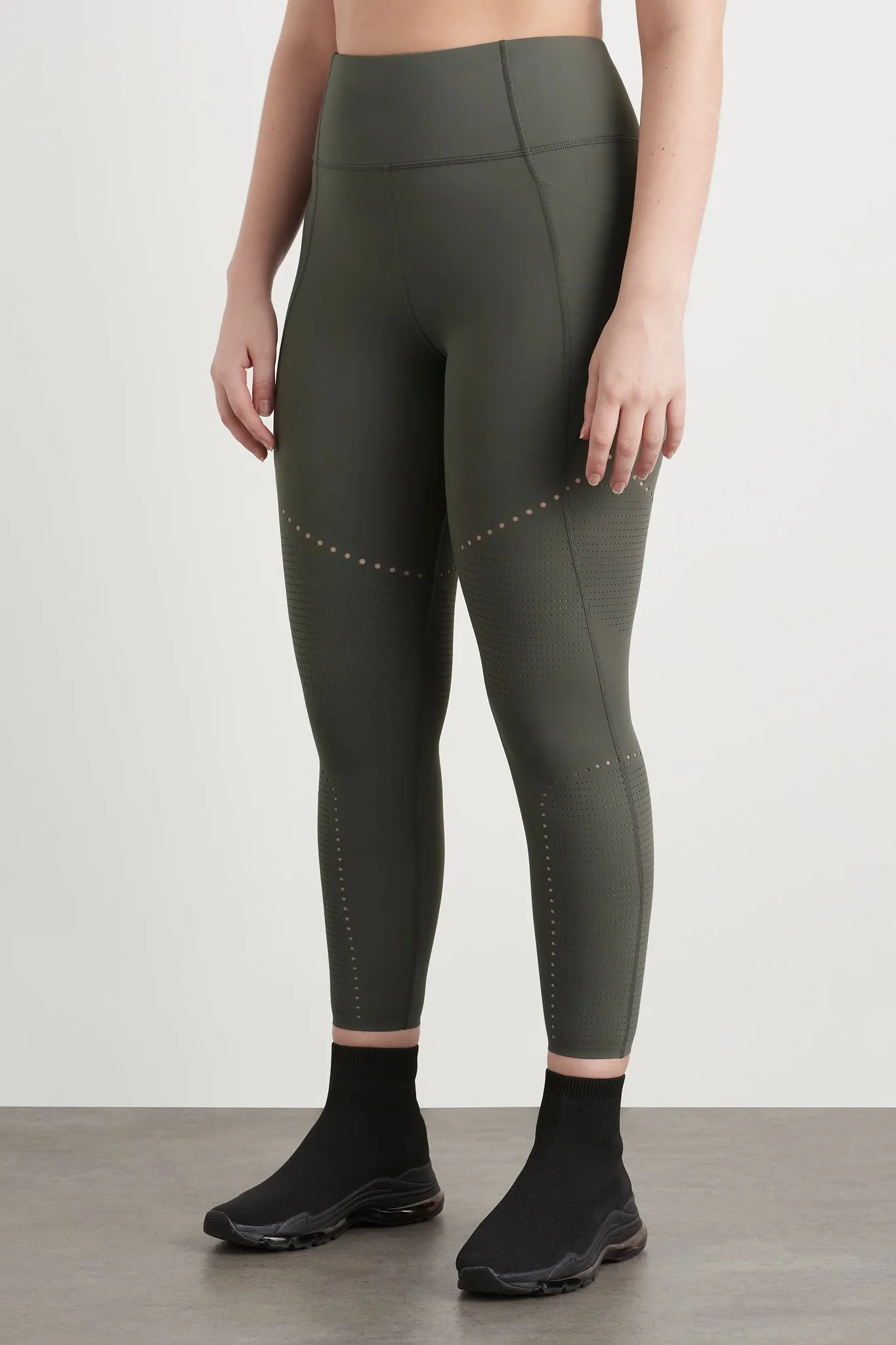 High Rise Perforated 7/8 Legging 227