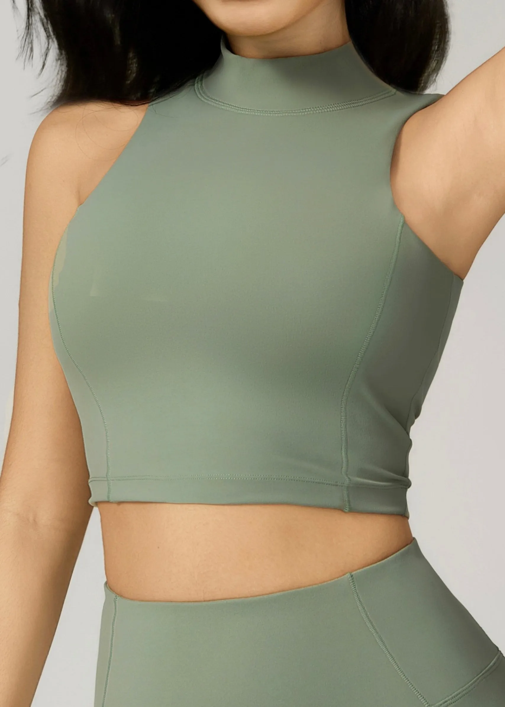 Seamless High Neck Sleeveless Top